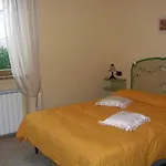 לינה וארוחת בוקר La Terrazza Del Subasio אסיסי