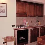 לינה וארוחת בוקר La Terrazza Del Subasio אסיסי