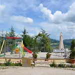 La Terrazza Del Subasio לינה וארוחת בוקר