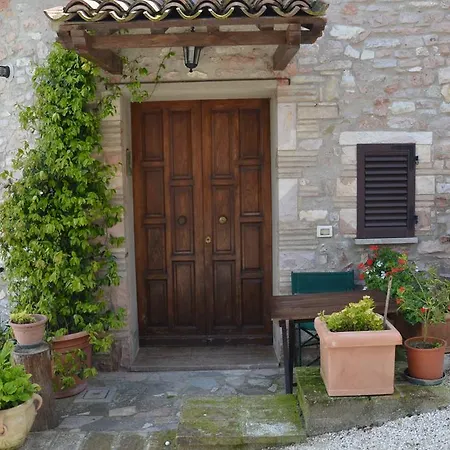 Bed & Breakfast La Terrazza Del Subasio 2*