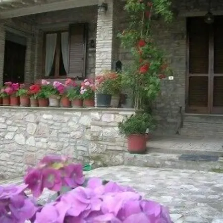 La Terrazza Del Subasio Nocleg ze śniadaniem