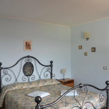 Bed & Breakfast La Terrazza Del Subasio